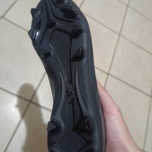 Botines de Fútbol Modelo 25